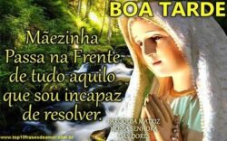 Mãezinha passa na frente