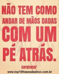 Andar de mãos dadas