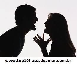 Sonhar com discussão